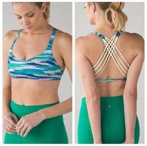 Lululemon free to be wild bra size 10
